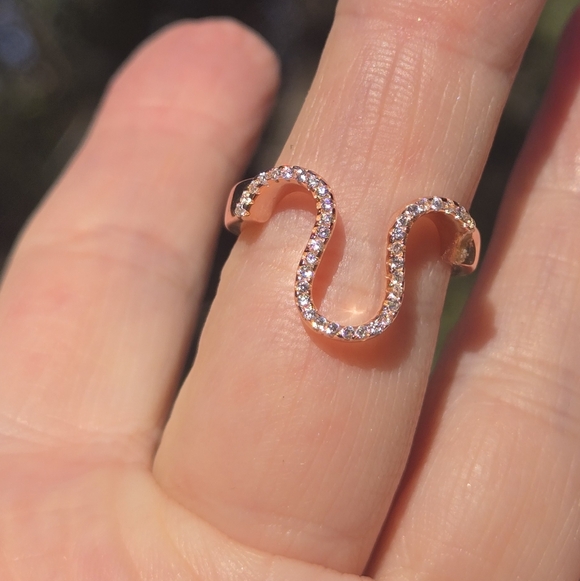 Topaz Sterling & Rosegold Horshoe Ring To Catch Luck Sz7 - Picture 8 of 10